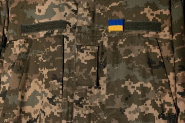 Ukrayna ordusunun askeri üniformasının yüzeyine yakın çekim.