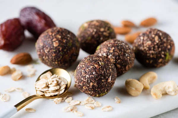 Vegan Chocolate Energy Balls Made Cashew Nuts Almonds Oat Flakes — Stock Photo, Image