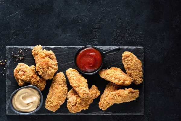 Fried chicken wings Kentucky style Royalty Free Stock Photos