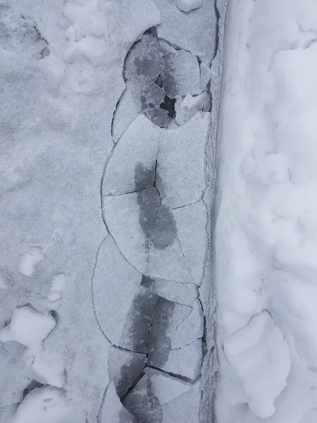上から撮影した砕けた氷のパターン — ストック写真