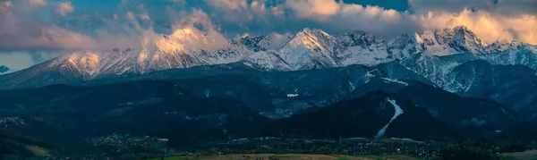 Paisaje Montaña Cerca Del Complejo Zakopane Polonia Paisaje Otoño Panorama — Foto de Stock