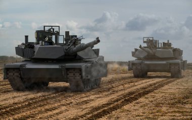 Ordu eğitiminde tank.