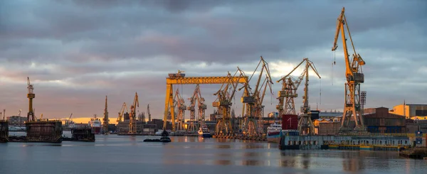 Lengyelországi Szczecini Hajógyár Ipari Területei — Stock Fotó