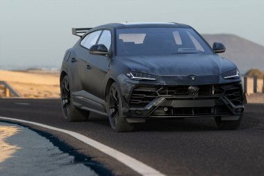Lamborghini Urus, dünyanın en hızlı giden SUV 'u.