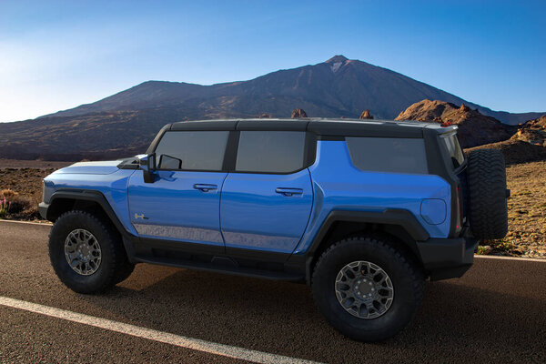 Первый в мире внедорожник GMC HUMMER EV