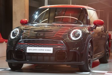 Mini John Cooper çalışıyor