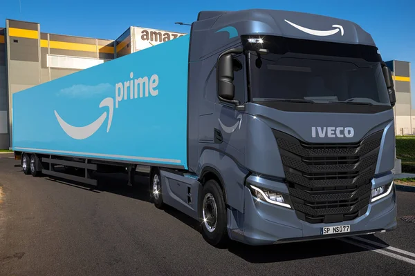 Iveco Way Powered Cng Gas Purchased Amazon Company — Stockfoto