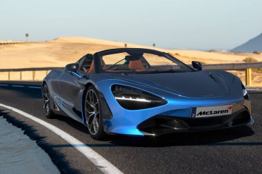 McLaren 720s Spider - Fast & Comfortable Convertible supercar