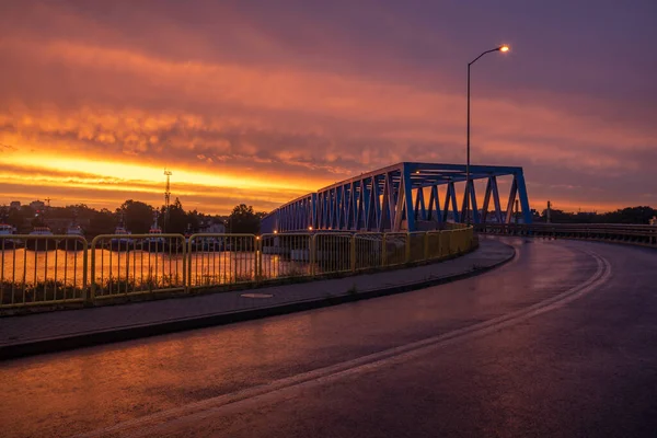Road Crossing Truss Bridge Evening Thunderstorm — Stockfoto