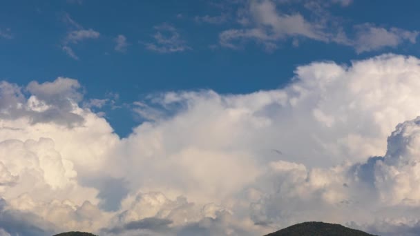 Time Lapse Nuvens Dançando Redor Das Montanhas Caslano Cantão Ticino — Vídeo de Stock