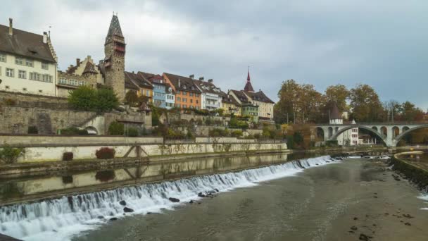 時間の経過 中世ヨーロッパの町の眺め 世界遺産 スイスのカントン オーガウ州ブレムガーデン — ストック動画