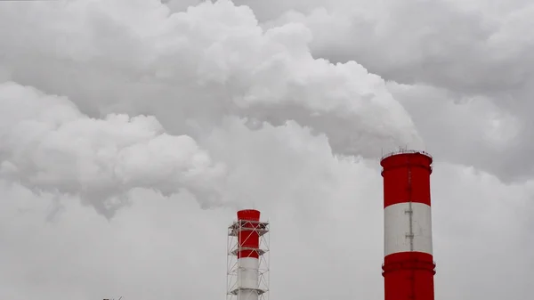 Central Eléctrica Equipo Las Estaciones Energía Eléctrica Humo Blanco Tubo —  Fotos de Stock