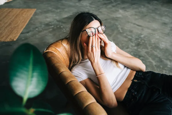 Young Woman Rubs Her Eyes Using Glasses Eye Pain Fatigue — Stock Photo, Image