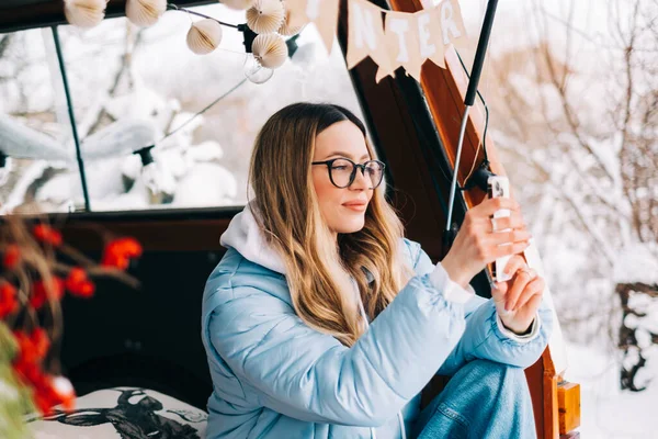 Young Caucasian Woman Taking Photo Sitting Car While Traveling Road — Stock Photo, Image