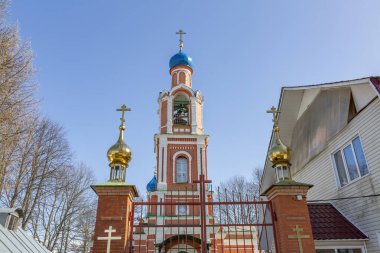 Bely Rast Köyü, Rusya - 28 Mart 2021: Başmelek Michael Kilisesi 'nin dışı. 1880 'de inşa edilmiş. Mimari anıt