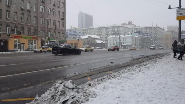 Moscú Rusia Diciembre 2021 Grandes Nevadas Centro Capital Prospect Mira — Vídeo de stock