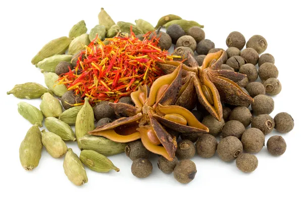 Star anise ,cardamom, saffron ,black allspice — Stock Photo, Image