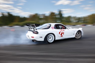 drift yarış araba