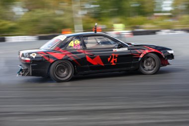 drift yarış araba