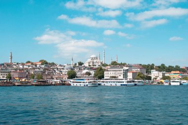 İstanbul 'un, Boğaz' ın ve Süleyman Camii 'nin bir köprü manzarası.