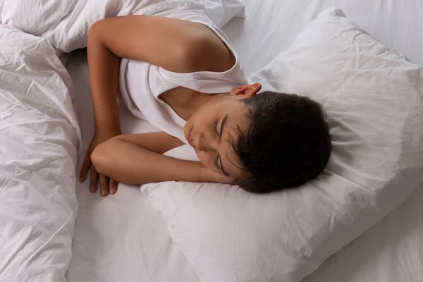 Little Kid Sleeping Bed Eight Years Old Boy Lay White — Stok fotoğraf