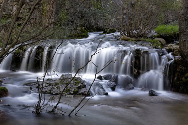 Водопад Горной Реке Длительной Экспозиции Осенняя Растительность — стоковое фото