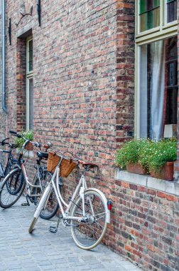 Kentsel sahne, mimari detay, Bruges, Flanders, Belçika