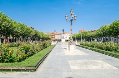 Cervantes Meydanı, Alcala de Henares, Madrid, İspanya