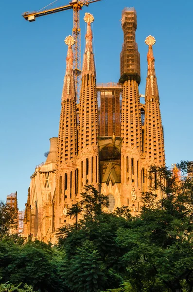Exterior View Famous Sagrada Familia Large Unfinished Minor Basilica Barcelona — ストック写真