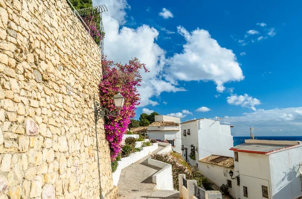 Alicante ili, İspanya 'nın Akdeniz beyaz köyü Altea' da mimarlık