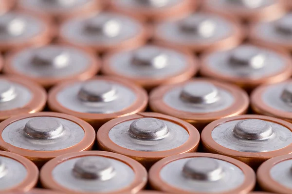 Nieuwe Dubbele Alkalische Batterij Toppen Achtergrond — Stockfoto