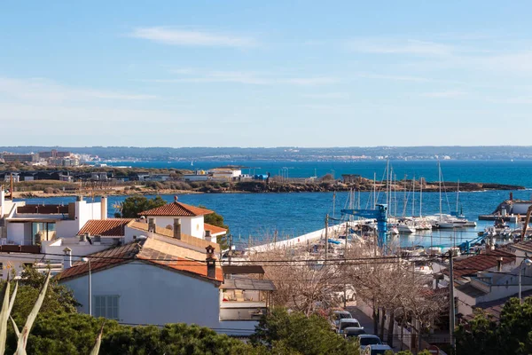 Can Pastilla, Mayorka, İspanya 'daki Akdeniz panoramik manzarası.