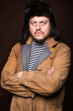 ciddi Rus adam