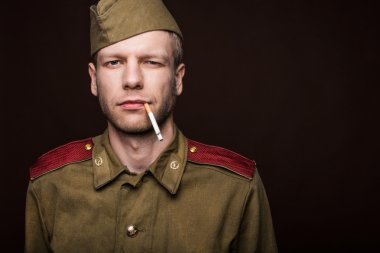 Rus askeri Sigara İçilmeyen