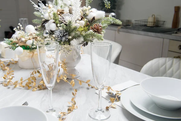 New Year Eve White Dinner — Stock Photo, Image