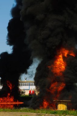 The flame is explosive large and firefighters.
