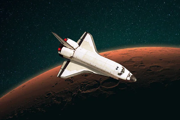 Rymdraketen Flyger Yttre Rymden Till Den Röda Planeten Mars Skyttel — Stockfoto