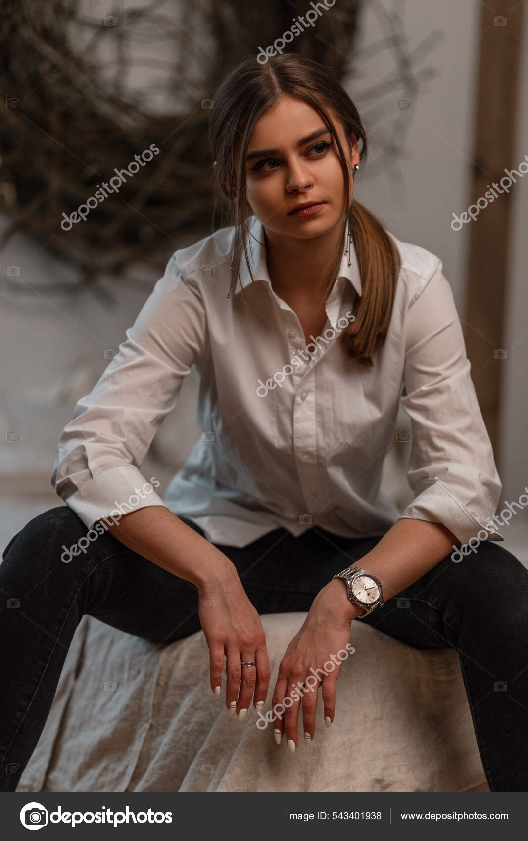 470+ Attractive Teen Girl In Black T Shirt And Jeans Stock Photos, Pictures  & Royalty-Free Images - iStock