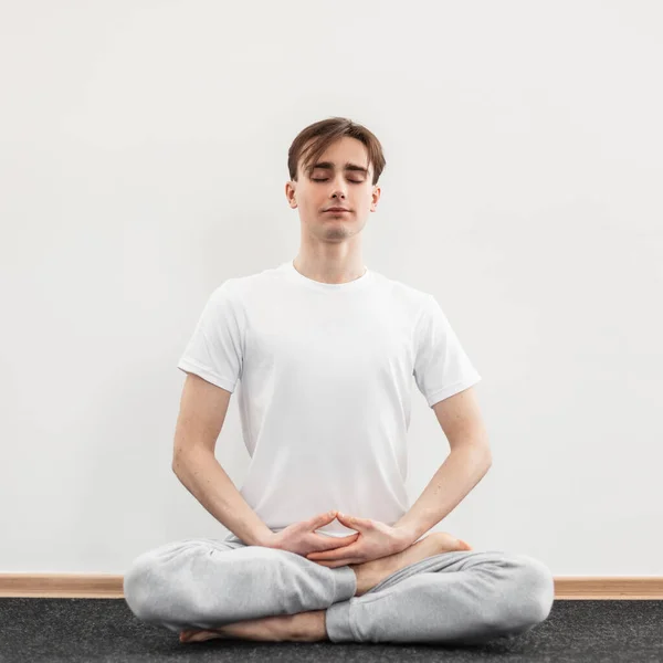 Professional Young Man Doing Yoga Fitness Studio Meditation Relax — Stock Photo, Image