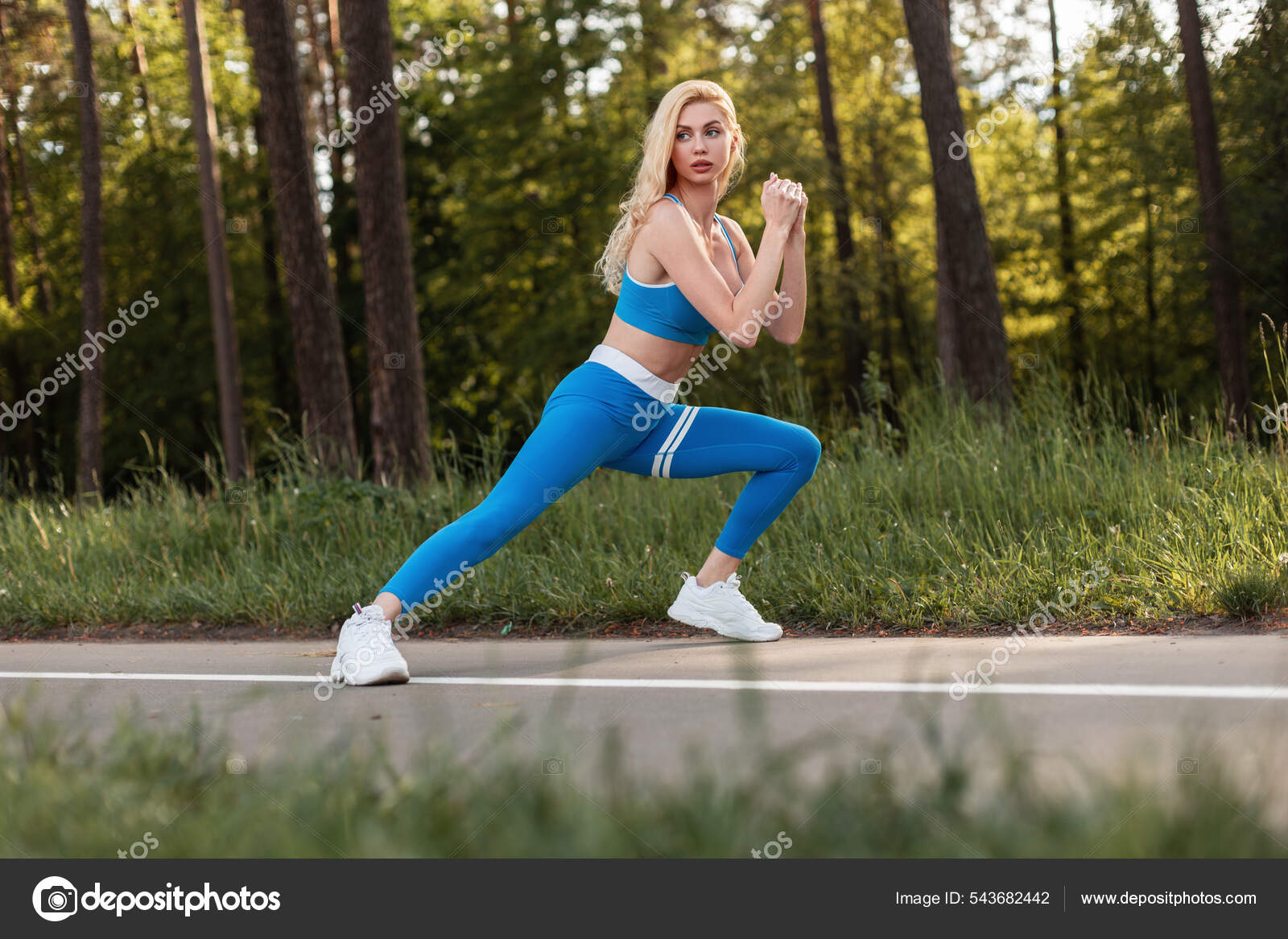 Спорт бег девушка спортивное тело красивая фигура здоровый образ жизни пробежки run Fitness Sport
