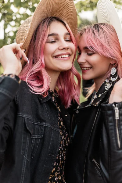Smiling Lovely Happy Stylish Women Trendy Youth Clothes Fashion Straw — Stock Photo, Image