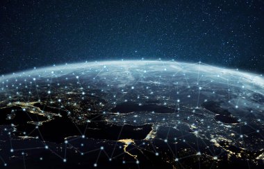 Dünya bağlantısı kavramı, uzaydan görüş. Küresel ağ, modern yaratıcı telekomünikasyon ve internet bağlantısı. 5G kablosuz dijital bağlantı ve gelecekteki şeylerin interneti kavramı.