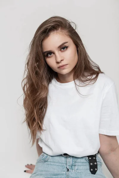 Fashion Young Girl Model Hair Pretty Face White Shirt Vintage — Foto de Stock