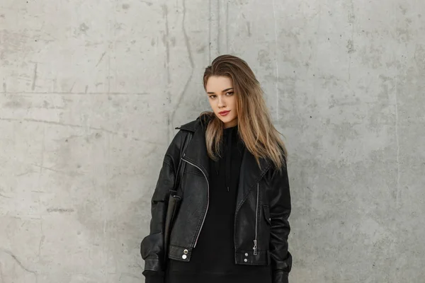 Fashion Beautiful Girl Stylish Rock Leather Black Jacket Hoodie Bag — Stock Photo, Image