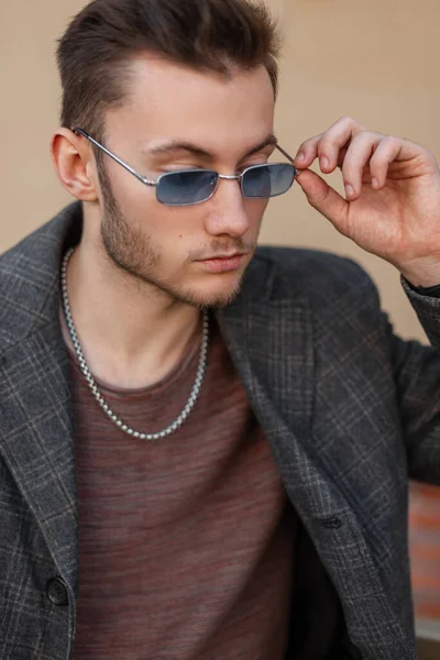 Fashionable Handsome Hipster Man Stylish Coat Wears Blue Fancy Sunglasses — Stockfoto