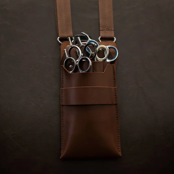 Professional Shears Scissors Leather Case Leather Brown Background Barbershop Concept — Stockfoto