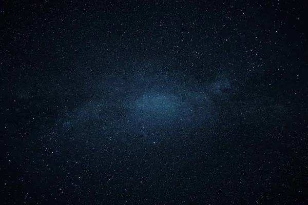 漆黑的夜空 银河和星星在黑暗的背景 — 图库照片