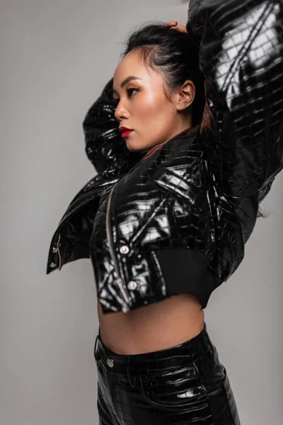 Stylish Sexy Beautiful Asian Woman Fashionable Clothes Leather Jacket Pants — Stockfoto