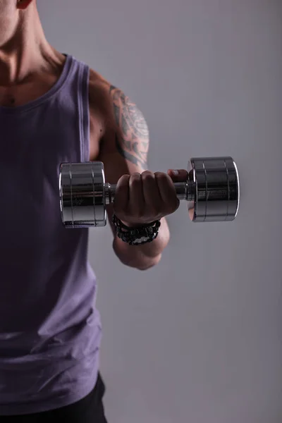 Trendy Sporty Young Athletic Man Muscular Body Holding Metal Dumbbell — 스톡 사진