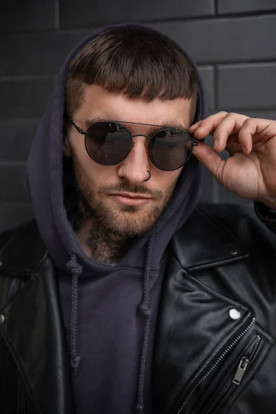 Fashionable Hipster Man Model Hairstyle Stylish Urban Outfit Jacket Hoodie — Stockfoto